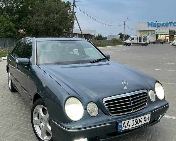 Синий Мерседес Е-Класс, объемом двигателя 2.7 л и пробегом 400 тыс. км за 6750 $, фото 17 на Automoto.ua