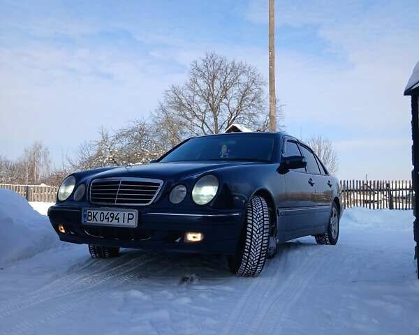 Синий Мерседес Е-Класс, объемом двигателя 2.7 л и пробегом 430 тыс. км за 4850 $, фото 7 на Automoto.ua