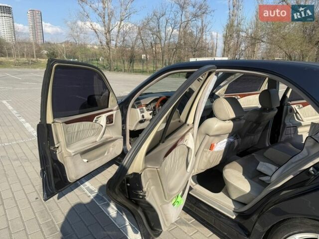 Синий Мерседес Е-Класс, объемом двигателя 3.2 л и пробегом 430 тыс. км за 4300 $, фото 8 на Automoto.ua