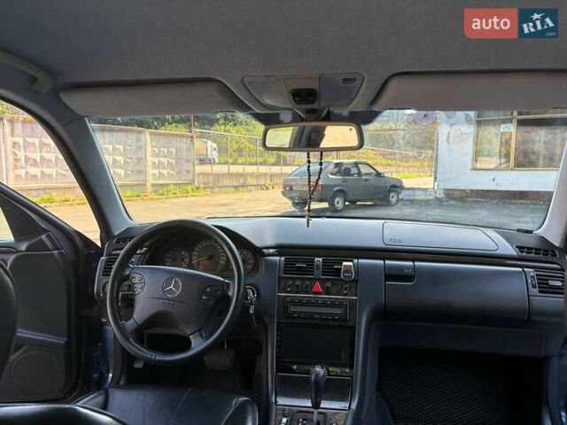 Синій Мерседес Е-Клас, об'ємом двигуна 4.3 л та пробігом 415 тис. км за 5200 $, фото 31 на Automoto.ua