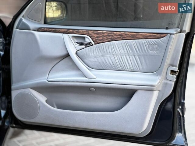 Синій Мерседес Е-Клас, об'ємом двигуна 2.69 л та пробігом 479 тис. км за 4999 $, фото 17 на Automoto.ua