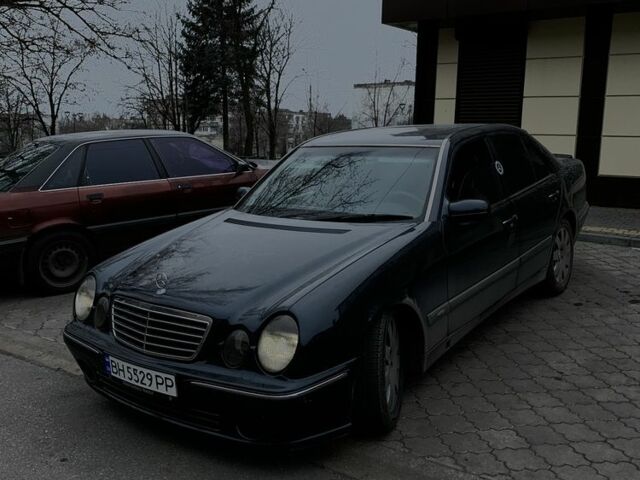 Синій Мерседес Е-Клас, об'ємом двигуна 2.8 л та пробігом 320 тис. км за 2750 $, фото 5 на Automoto.ua