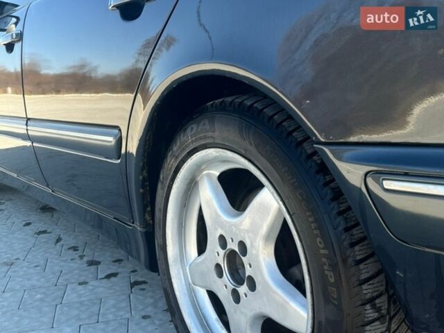 Синій Мерседес Е-Клас, об'ємом двигуна 3.22 л та пробігом 493 тис. км за 4850 $, фото 22 на Automoto.ua