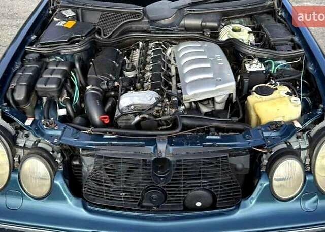 Синій Мерседес Е-Клас, об'ємом двигуна 3.2 л та пробігом 345 тис. км за 3000 $, фото 32 на Automoto.ua