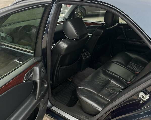 Синий Мерседес Е-Класс, объемом двигателя 2.15 л и пробегом 395 тыс. км за 5000 $, фото 6 на Automoto.ua