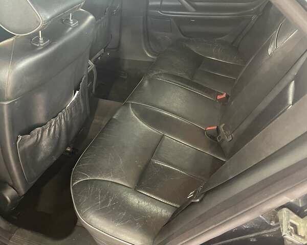 Синий Мерседес Е-Класс, объемом двигателя 2.8 л и пробегом 305 тыс. км за 6500 $, фото 2 на Automoto.ua