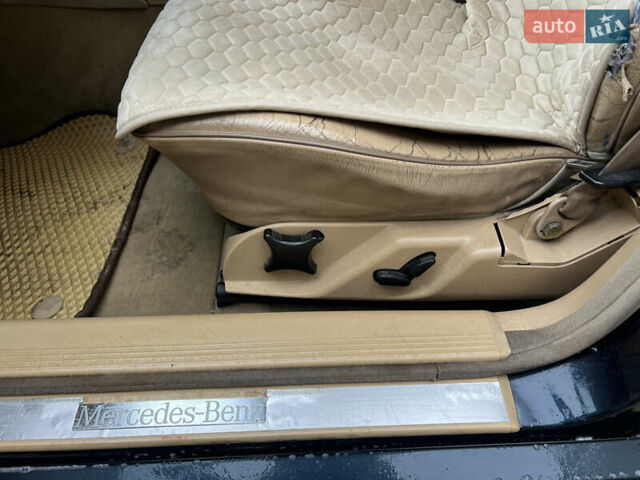 Синий Мерседес Е-Класс, объемом двигателя 3.23 л и пробегом 500 тыс. км за 2850 $, фото 12 на Automoto.ua