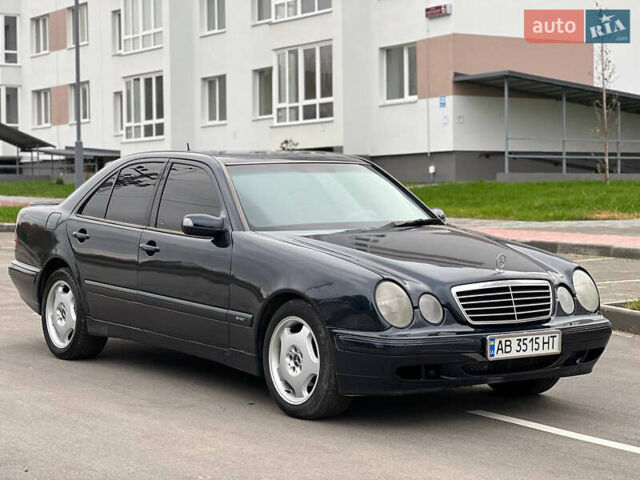 Синій Мерседес Е-Клас, об'ємом двигуна 2.2 л та пробігом 250 тис. км за 4000 $, фото 7 на Automoto.ua