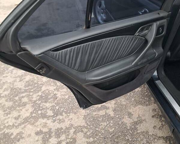 Синий Мерседес Е-Класс, объемом двигателя 2.2 л и пробегом 400 тыс. км за 2850 $, фото 12 на Automoto.ua