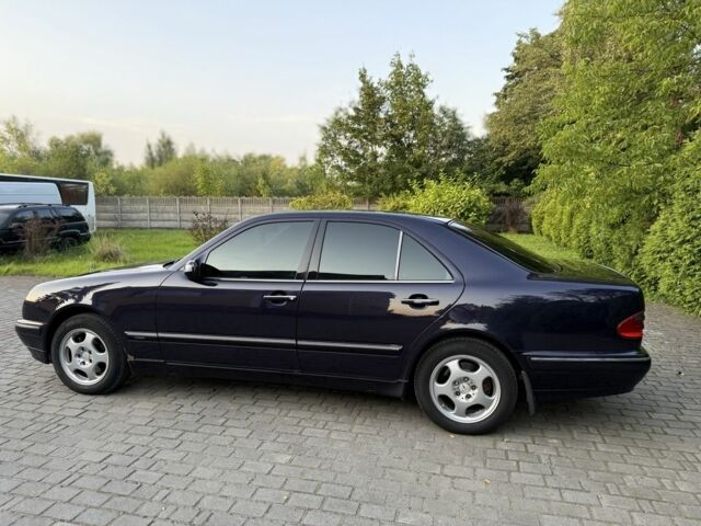 Мерседес Е-Класс 2001 в Львове на Automoto.ua Синий Мерседес Е-Класс, объемом двигателя 2.7 л и пробегом 347 тыс. км за 7300 $, фото 6 на Automoto.ua