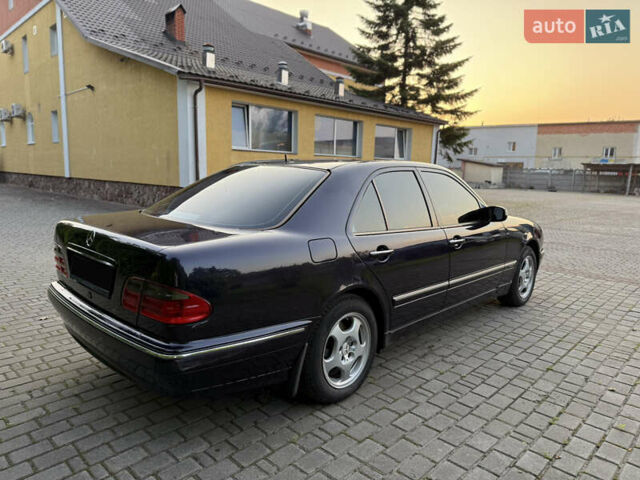 Синій Мерседес Е-Клас, об'ємом двигуна 2.7 л та пробігом 346 тис. км за 7700 $, фото 6 на Automoto.ua