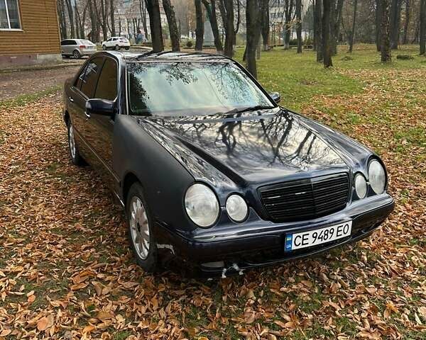 Мерседес Е-Класс 2001 в Путиле на Automoto.ua Синий Мерседес Е-Класс, объемом двигателя 3.2 л и пробегом 545 тыс. км за 3000 $, фото 8 на Automoto.ua