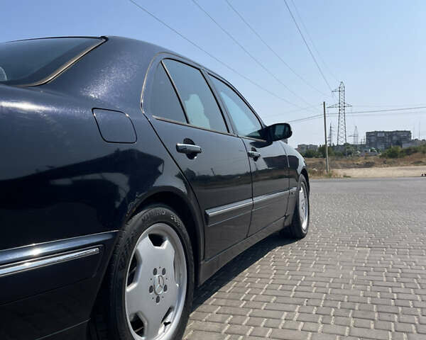 Синій Мерседес Е-Клас, об'ємом двигуна 2.7 л та пробігом 421 тис. км за 4500 $, фото 9 на Automoto.ua