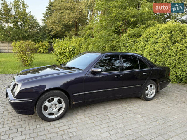 Синій Мерседес Е-Клас, об'ємом двигуна 2.7 л та пробігом 346 тис. км за 7700 $, фото 1 на Automoto.ua