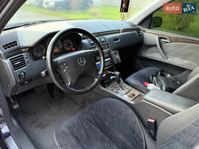 Синій Мерседес Е-Клас, об'ємом двигуна 2.7 л та пробігом 346 тис. км за 7700 $, фото 18 на Automoto.ua