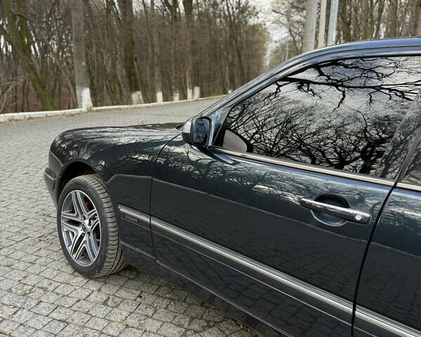 Синий Мерседес Е-Класс, объемом двигателя 2.7 л и пробегом 350 тыс. км за 6700 $, фото 9 на Automoto.ua