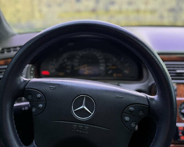 Синий Мерседес Е-Класс, объемом двигателя 2.7 л и пробегом 350 тыс. км за 6700 $, фото 25 на Automoto.ua