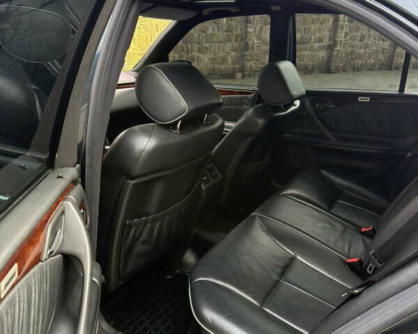 Синий Мерседес Е-Класс, объемом двигателя 2.7 л и пробегом 350 тыс. км за 6700 $, фото 20 на Automoto.ua