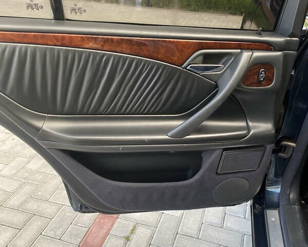 Синий Мерседес Е-Класс, объемом двигателя 2.7 л и пробегом 538 тыс. км за 4900 $, фото 30 на Automoto.ua