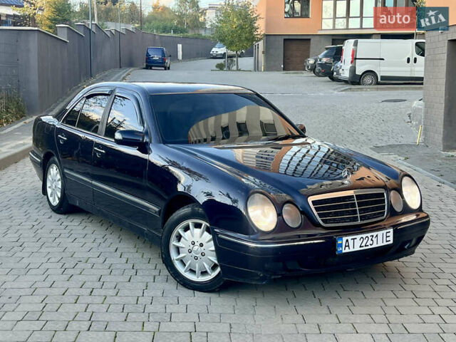Мерседес Е-Класс 2001 в Ивано-Франковске на Automoto.ua Синий Мерседес Е-Класс, объемом двигателя 3.2 л и пробегом 350 тыс. км за 3800 $, фото 2 на Automoto.ua