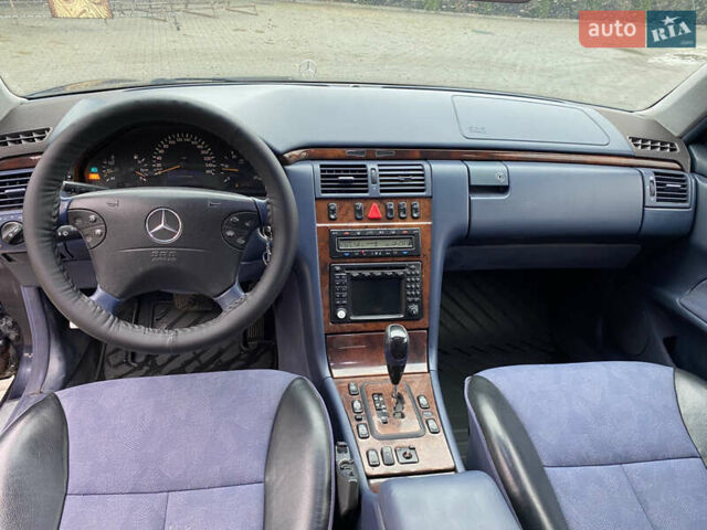 Синий Мерседес Е-Класс, объемом двигателя 3.22 л и пробегом 560 тыс. км за 3699 $, фото 14 на Automoto.ua