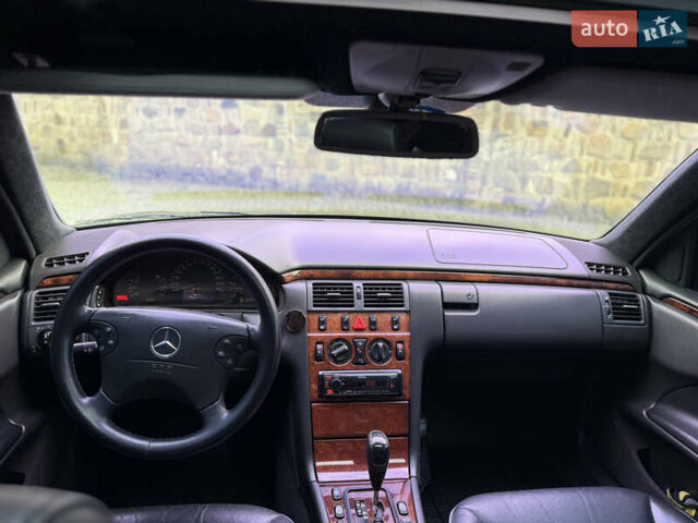 Синий Мерседес Е-Класс, объемом двигателя 2.7 л и пробегом 350 тыс. км за 6700 $, фото 26 на Automoto.ua