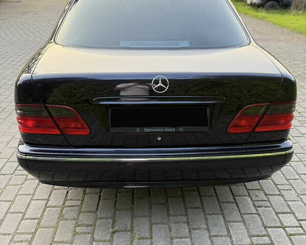 Синій Мерседес Е-Клас, об'ємом двигуна 2.7 л та пробігом 346 тис. км за 7700 $, фото 12 на Automoto.ua