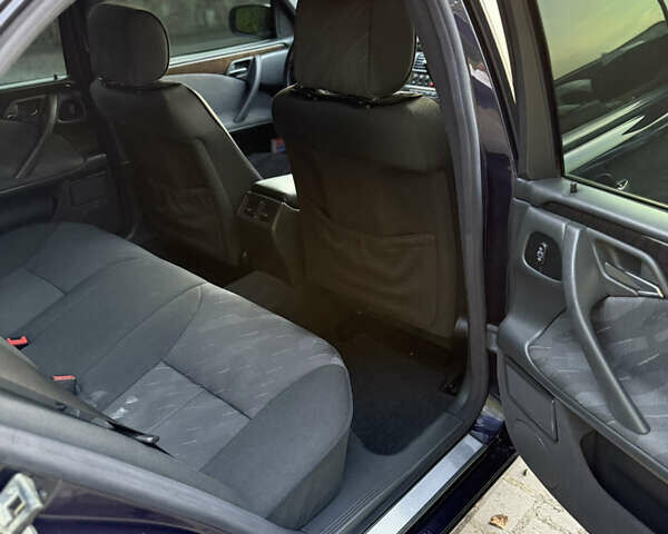 Синій Мерседес Е-Клас, об'ємом двигуна 2.7 л та пробігом 346 тис. км за 7700 $, фото 20 на Automoto.ua