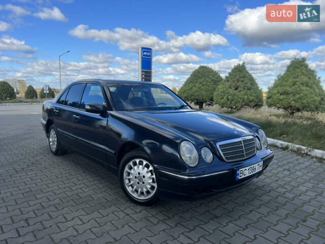 Мерседес Е-Клас 2001 у Жовкві на Automoto.ua Синій Мерседес Е-Клас, об'ємом двигуна 2.69 л та пробігом 299 тис. км за 3349 $, фото 1 на Automoto.ua