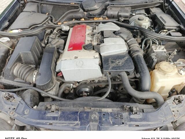 Синій Мерседес Е-Клас, об'ємом двигуна 2 л та пробігом 400 тис. км за 2850 $, фото 6 на Automoto.ua