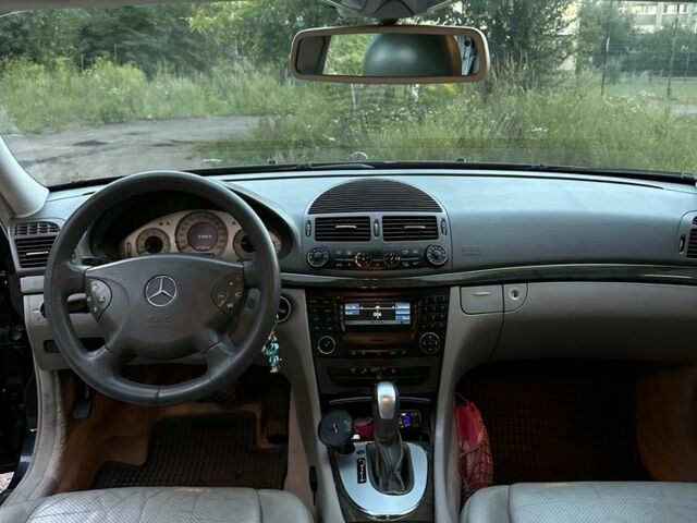 Синій Мерседес Е-Клас, об'ємом двигуна 2.7 л та пробігом 440 тис. км за 6300 $, фото 13 на Automoto.ua