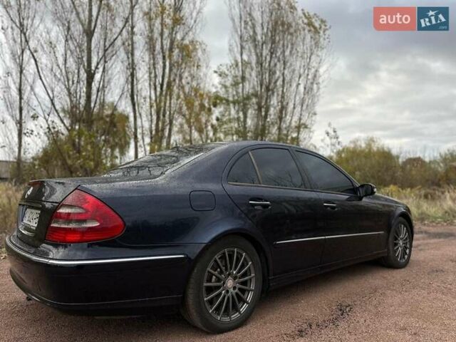 Синій Мерседес Е-Клас, об'ємом двигуна 2.7 л та пробігом 440 тис. км за 6300 $, фото 2 на Automoto.ua