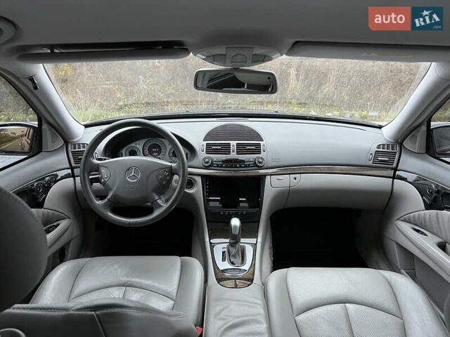 Синій Мерседес Е-Клас, об'ємом двигуна 2.6 л та пробігом 246 тис. км за 6990 $, фото 14 на Automoto.ua