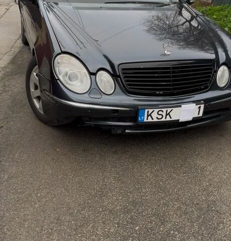 Синий Мерседес Е-Класс, объемом двигателя 2.7 л и пробегом 384 тыс. км за 3350 $, фото 5 на Automoto.ua