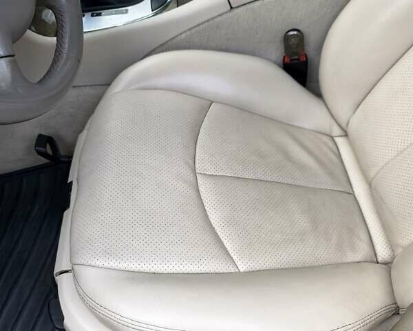 Синий Мерседес Е-Класс, объемом двигателя 3.2 л и пробегом 378 тыс. км за 11900 $, фото 31 на Automoto.ua