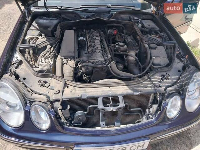 Синій Мерседес Е-Клас, об'ємом двигуна 2.7 л та пробігом 321 тис. км за 7500 $, фото 2 на Automoto.ua