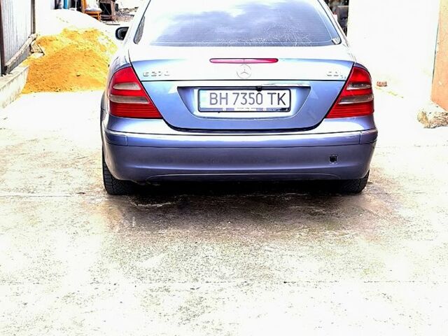 Синий Мерседес Е-Класс, объемом двигателя 2.1 л и пробегом 0 тыс. км за 5200 $, фото 3 на Automoto.ua