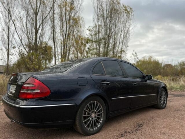 Синій Мерседес Е-Клас, об'ємом двигуна 2.7 л та пробігом 440 тис. км за 6300 $, фото 3 на Automoto.ua