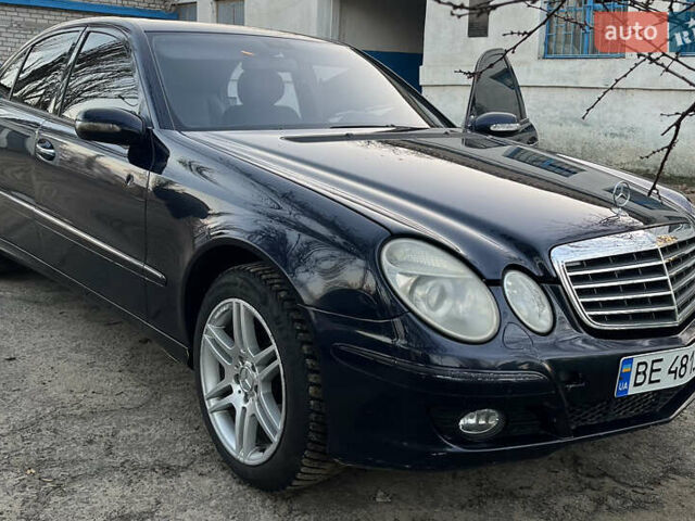 Синий Мерседес Е-Класс, объемом двигателя 2.69 л и пробегом 300 тыс. км за 5333 $, фото 9 на Automoto.ua