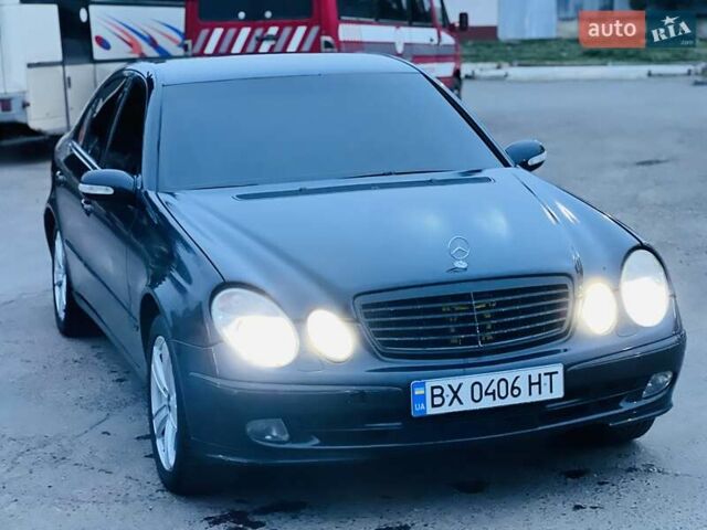 Синій Мерседес Е-Клас, об'ємом двигуна 2.6 л та пробігом 300 тис. км за 5250 $, фото 18 на Automoto.ua