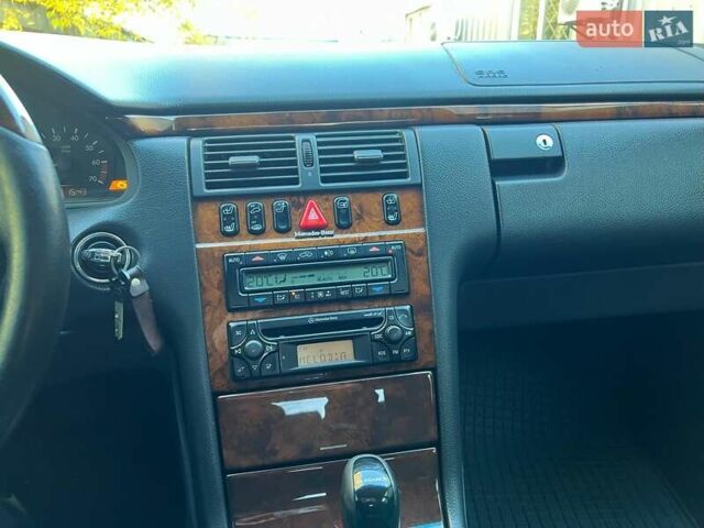 Синій Мерседес Е-Клас, об'ємом двигуна 2.8 л та пробігом 241 тис. км за 8490 $, фото 13 на Automoto.ua