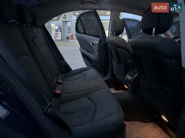 Синій Мерседес Е-Клас, об'ємом двигуна 2.6 л та пробігом 300 тис. км за 5250 $, фото 48 на Automoto.ua