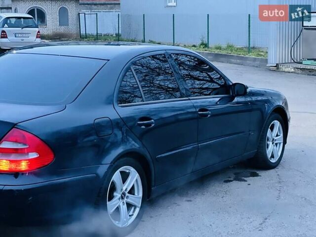 Синій Мерседес Е-Клас, об'ємом двигуна 2.6 л та пробігом 300 тис. км за 5250 $, фото 29 на Automoto.ua