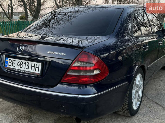 Синий Мерседес Е-Класс, объемом двигателя 2.69 л и пробегом 300 тыс. км за 5333 $, фото 12 на Automoto.ua