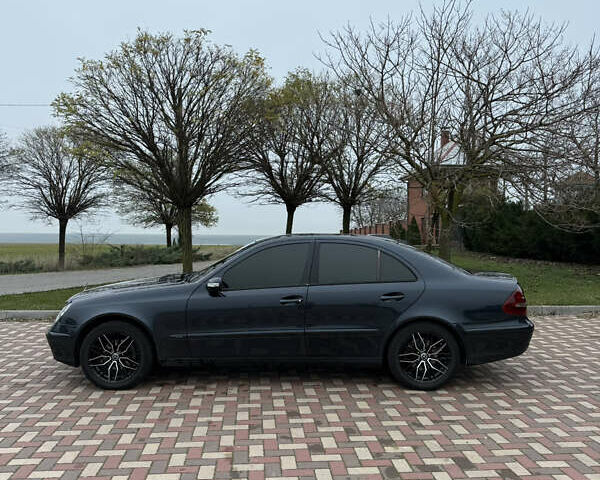 Синий Мерседес Е-Класс, объемом двигателя 2.15 л и пробегом 359 тыс. км за 6200 $, фото 6 на Automoto.ua