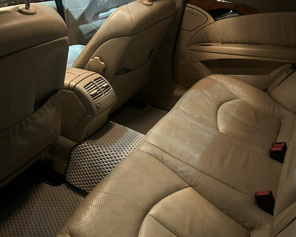 Синий Мерседес Е-Класс, объемом двигателя 2.7 л и пробегом 285 тыс. км за 7200 $, фото 5 на Automoto.ua