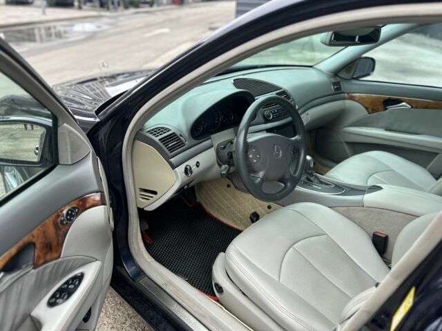 Синій Мерседес Е-Клас, об'ємом двигуна 2.7 л та пробігом 418 тис. км за 4600 $, фото 16 на Automoto.ua