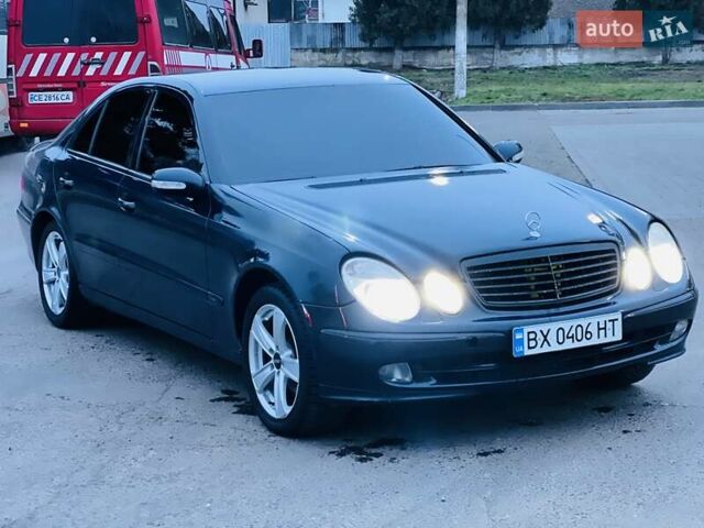 Синій Мерседес Е-Клас, об'ємом двигуна 2.6 л та пробігом 300 тис. км за 5250 $, фото 16 на Automoto.ua