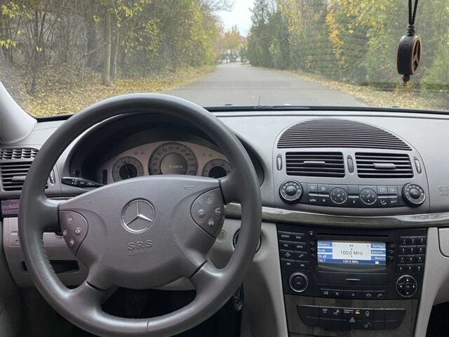 Синій Мерседес Е-Клас, об'ємом двигуна 2.7 л та пробігом 226 тис. км за 8000 $, фото 19 на Automoto.ua