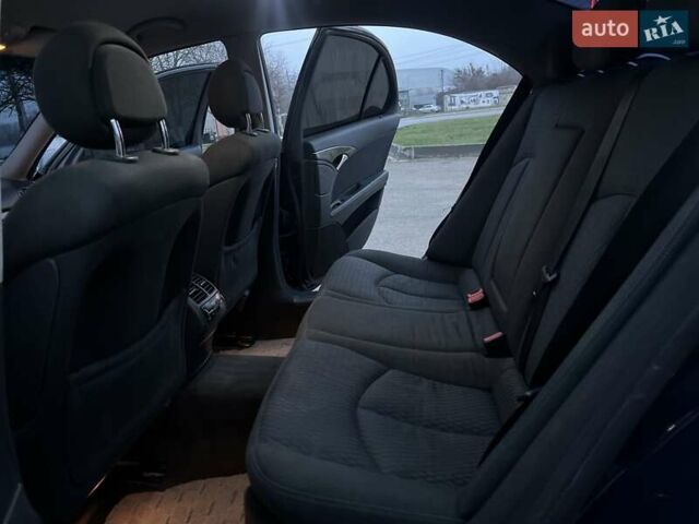 Синій Мерседес Е-Клас, об'ємом двигуна 2.6 л та пробігом 300 тис. км за 5250 $, фото 43 на Automoto.ua